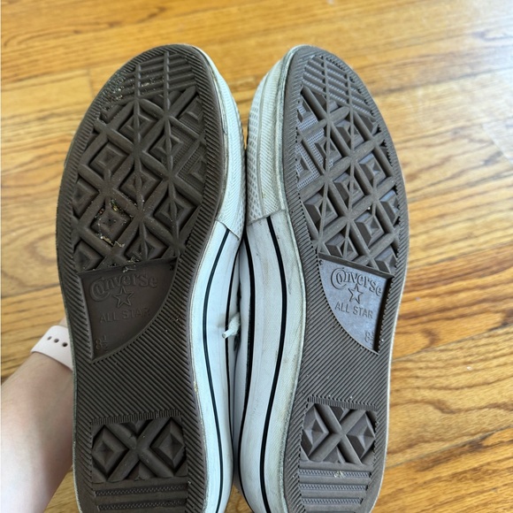 White leather converse - Women’s 10.5 - Picture 9 of 14